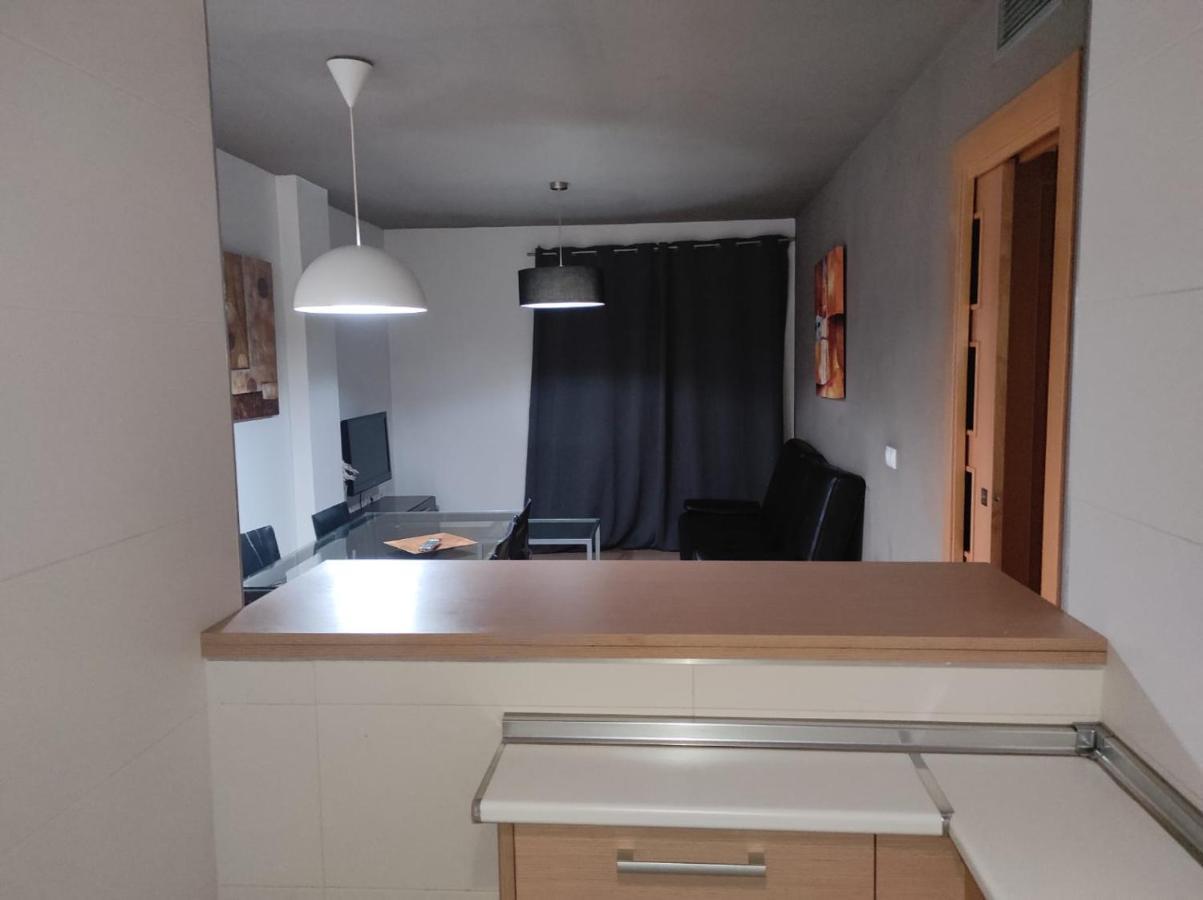 Apartamentos 16:9 Suites Almería Kültér fotó